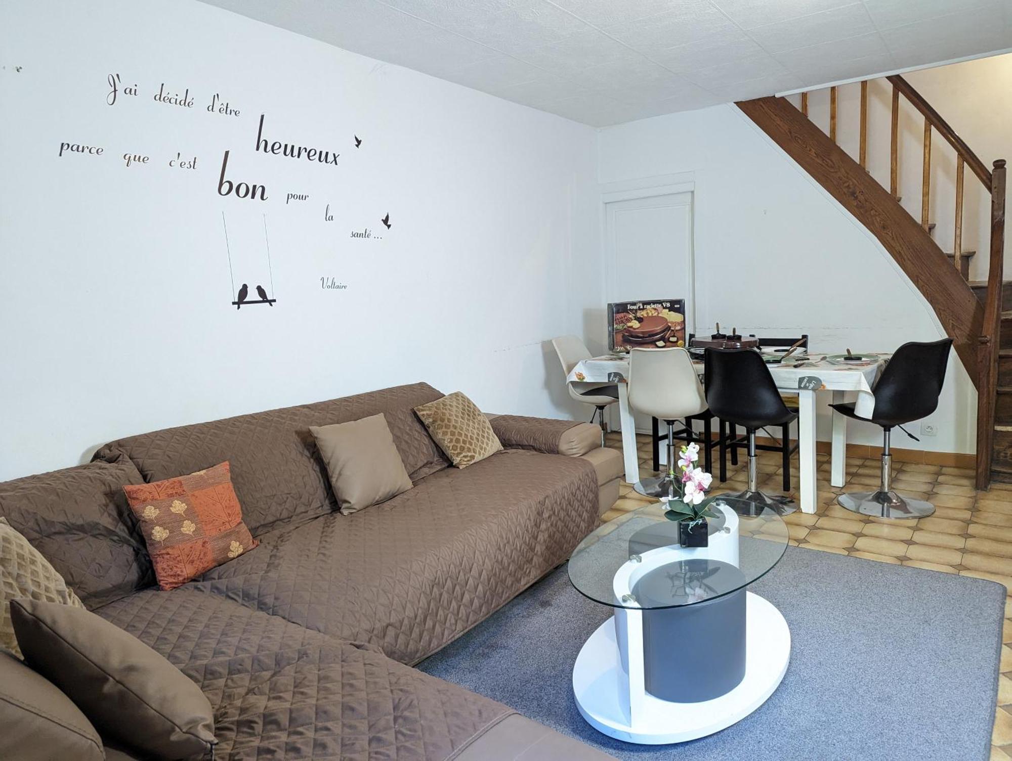 Appartements meublés Anatole France proche centre ville, Futuroscope et Technopole Poitiers Extérieur photo